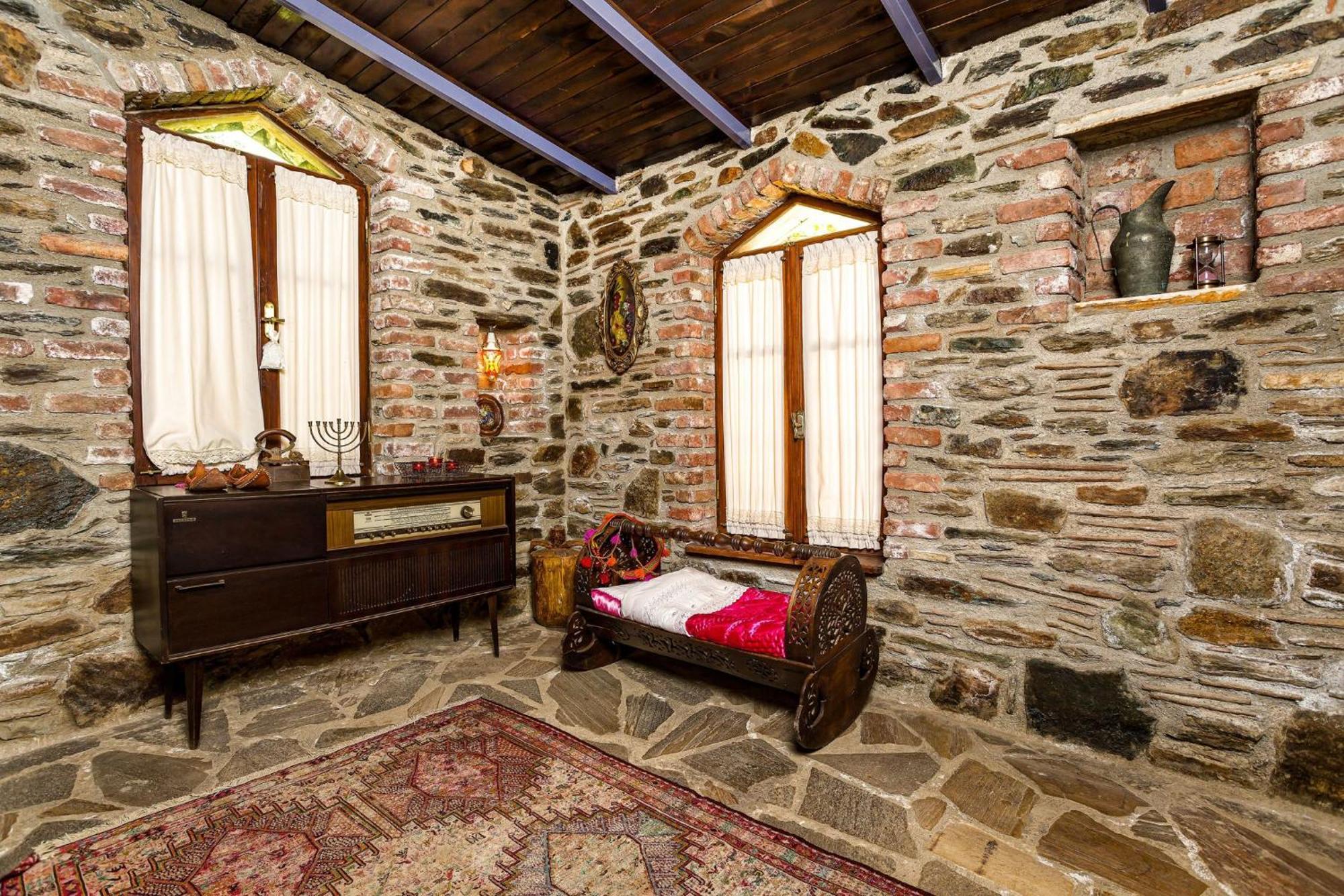 Отель Stonehouse Сельчук Экстерьер фото