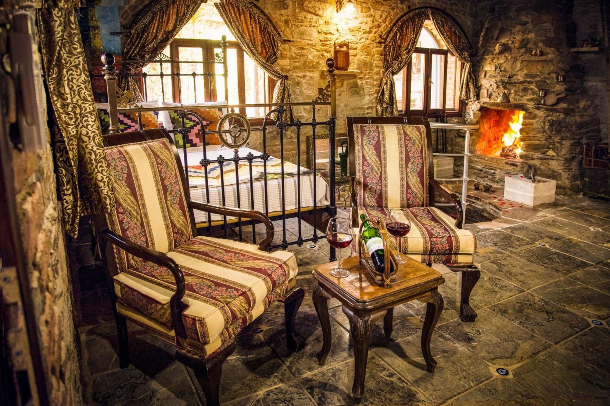 Отель Stonehouse Сельчук Экстерьер фото