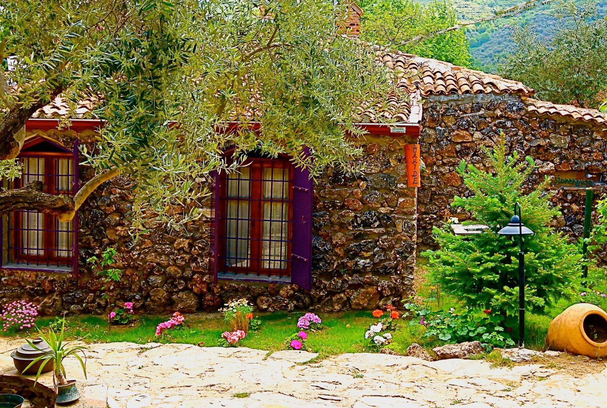 Отель Stonehouse Сельчук Экстерьер фото