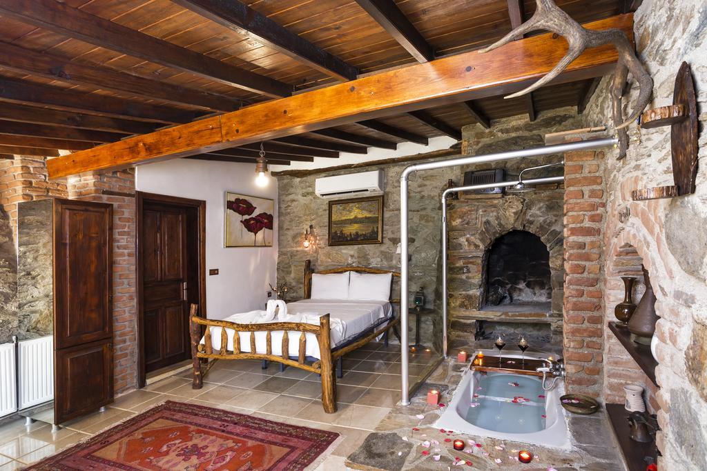 Отель Stonehouse Сельчук Экстерьер фото