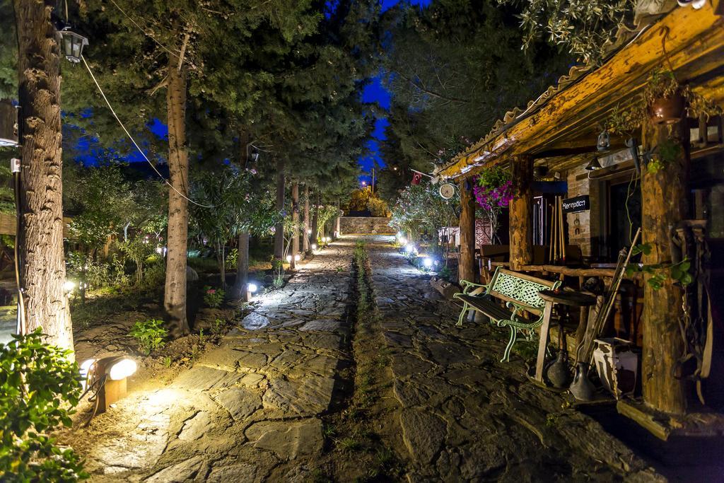 Отель Stonehouse Сельчук Экстерьер фото